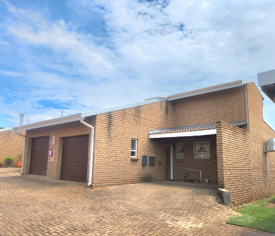 1 Bedroom Property for Sale in Oudorp North West